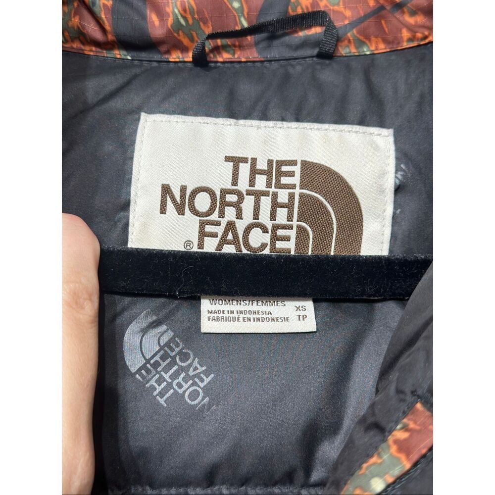 NWOT The North Face Printed 71 Sierra Down Short Hooded Puffer Jacket Women’s XS - Picture 7 of 14